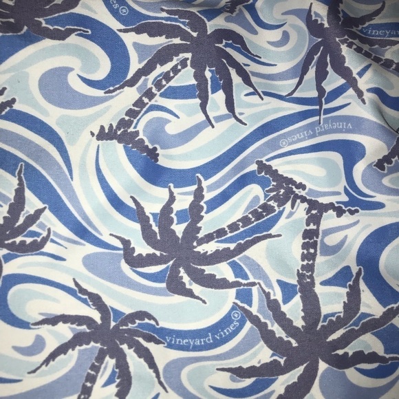Vineyard Vines CHAPPY WAVE PALM TREE SWIM TRUNKS IN JAKE BLUE Size XL - Picture 7 of 10